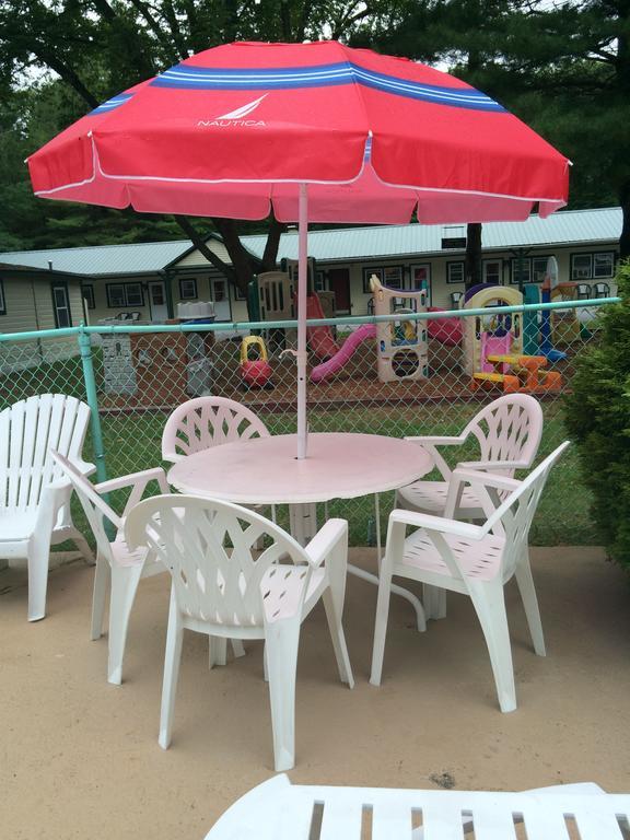 Perry'S Motel And Cottages North Conway Bagian luar foto